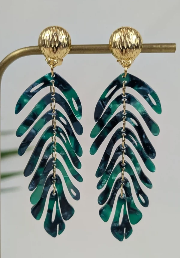 Boucles d'oreilles clips à feuilles de couleur - Maria – Image 7