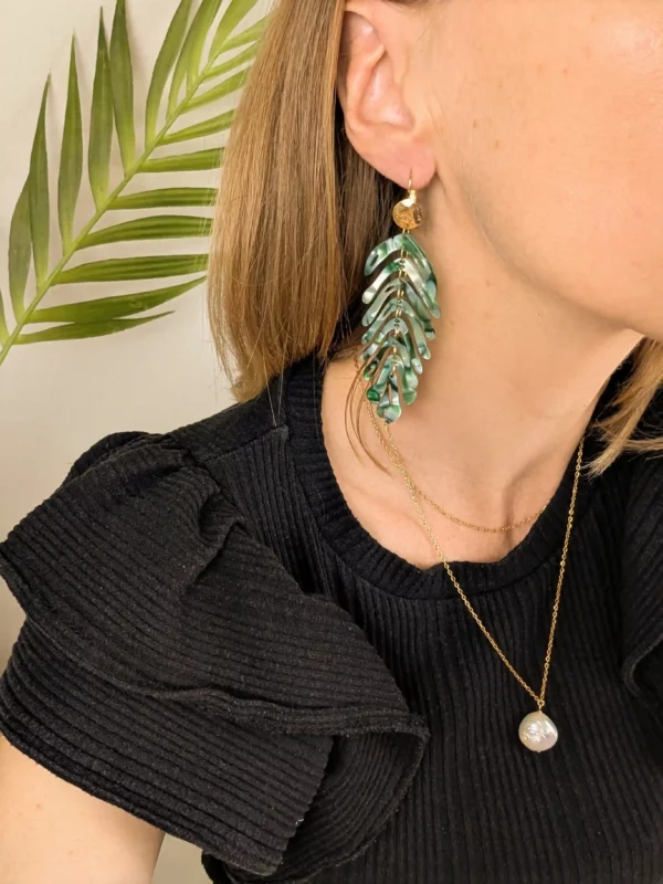 Boucles d'oreilles à feuilles de couleur - Maria – Image 3